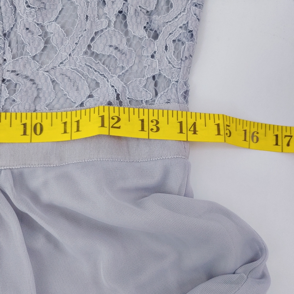 Adrianna Papell‎ Lace Illusion Gown Silver 4 - Picture 9 of 10